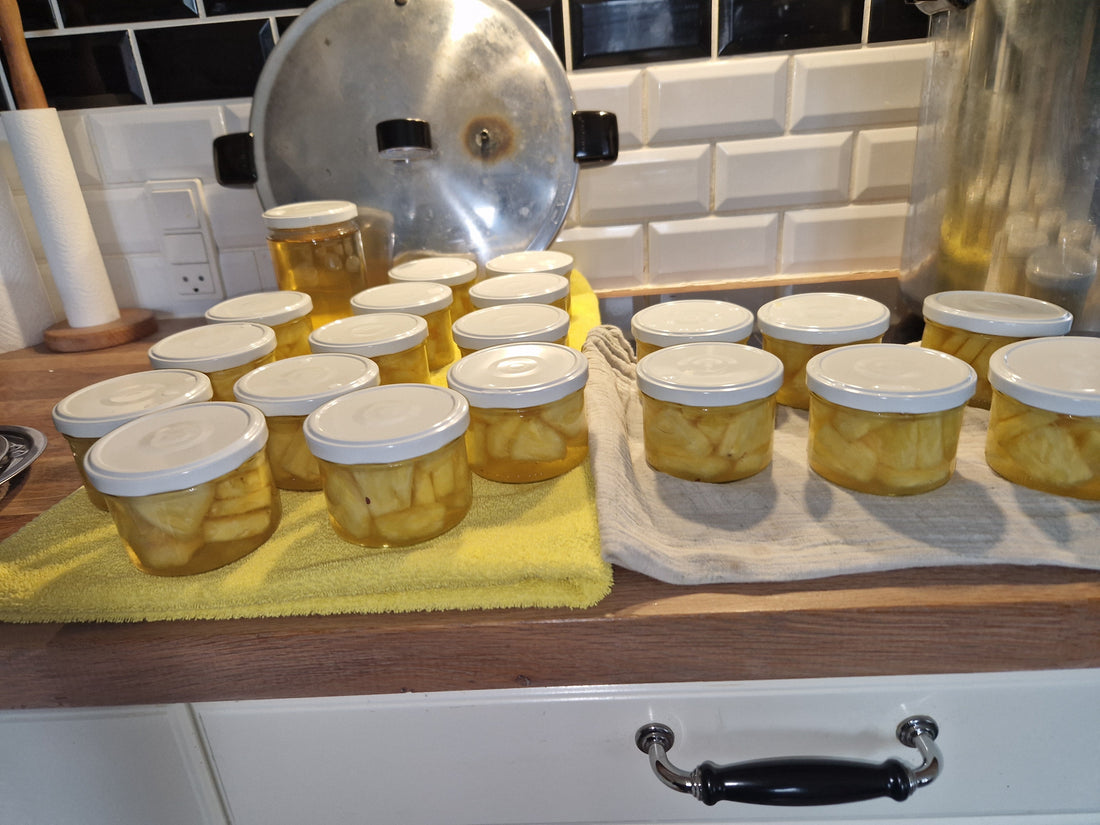 Ananas på glas, henkogt ved damphenkogning