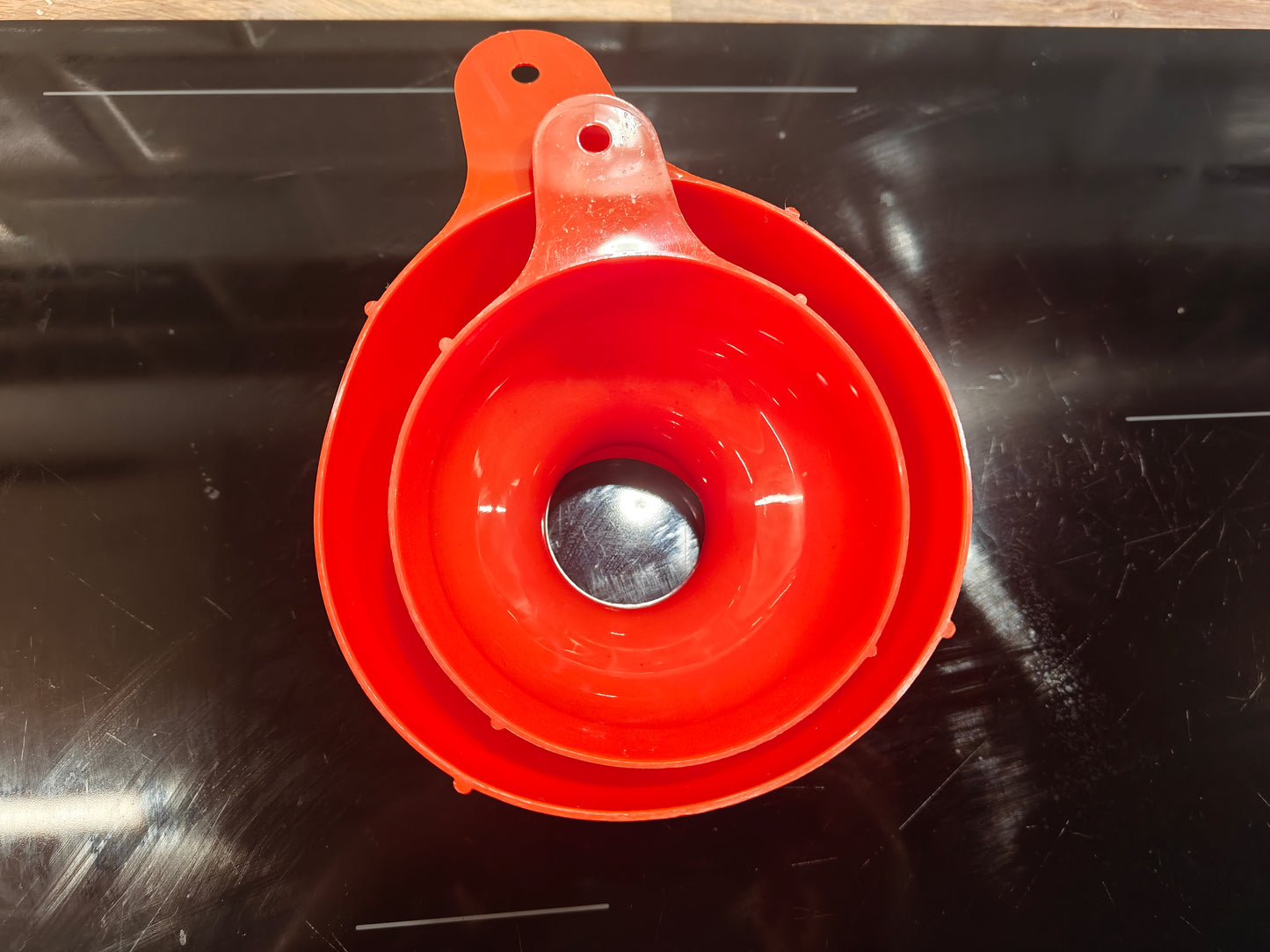 Tragt (påfyldningstragt)